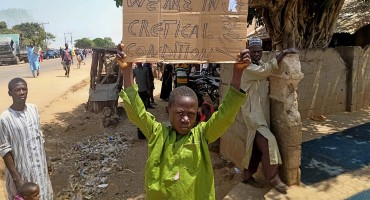 Líder cristiano nigeriano califica de oración respondida la atención prestada por Trump a la violencia en Nigeria.